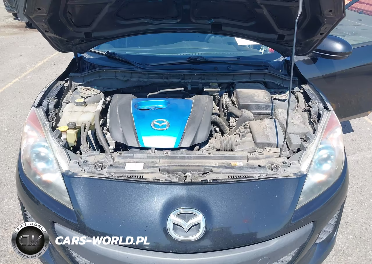 2012 Mazda Mazda3 I Touring VIN:JM1BL1L85C1560859 - 10