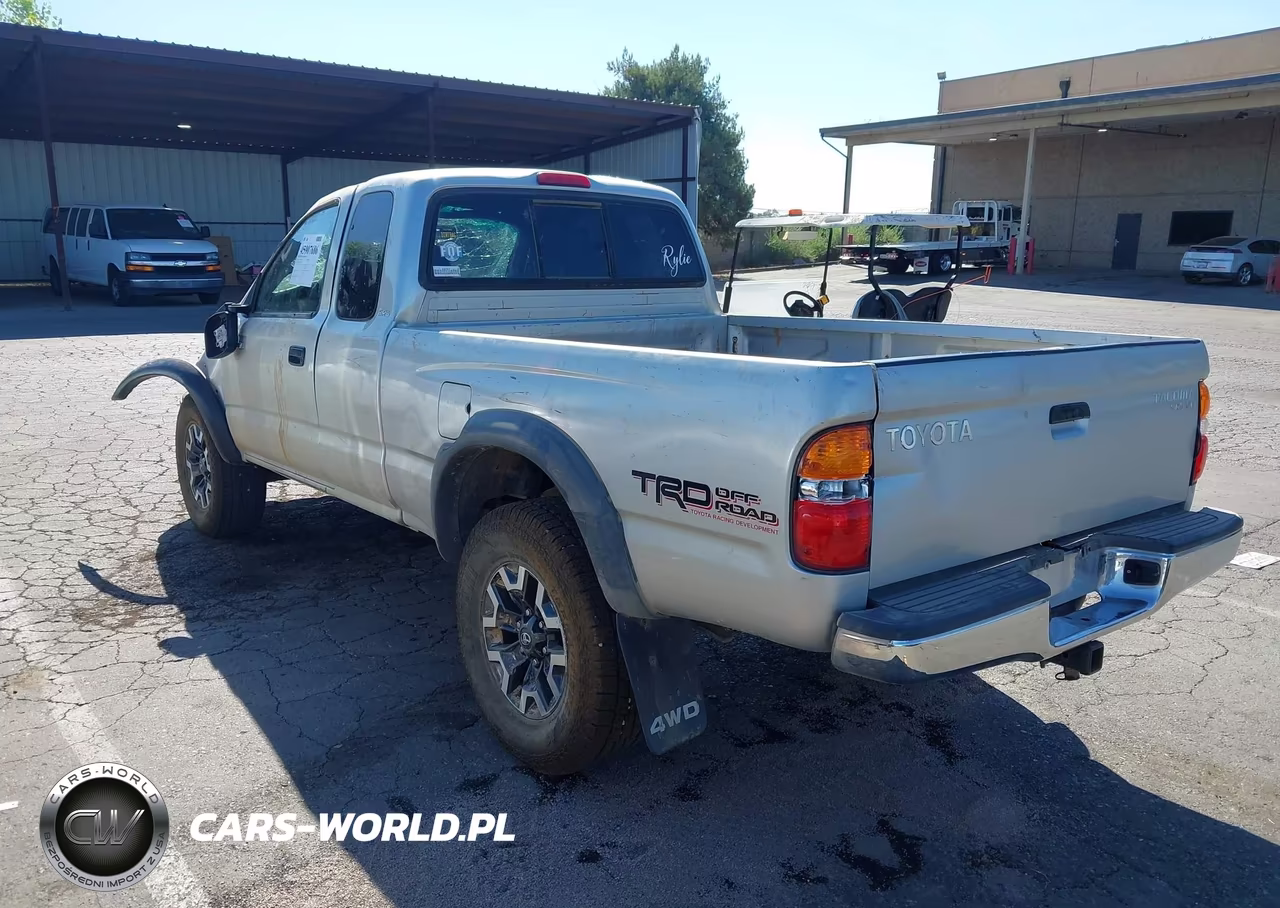 2003 Toyota Tacoma Base V6 VIN:5TEWN72N43Z173151 - 3