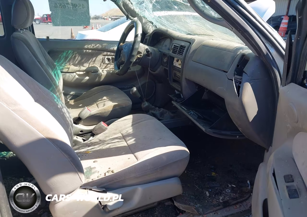 2003 Toyota Tacoma Base V6 VIN:5TEWN72N43Z173151 - 5