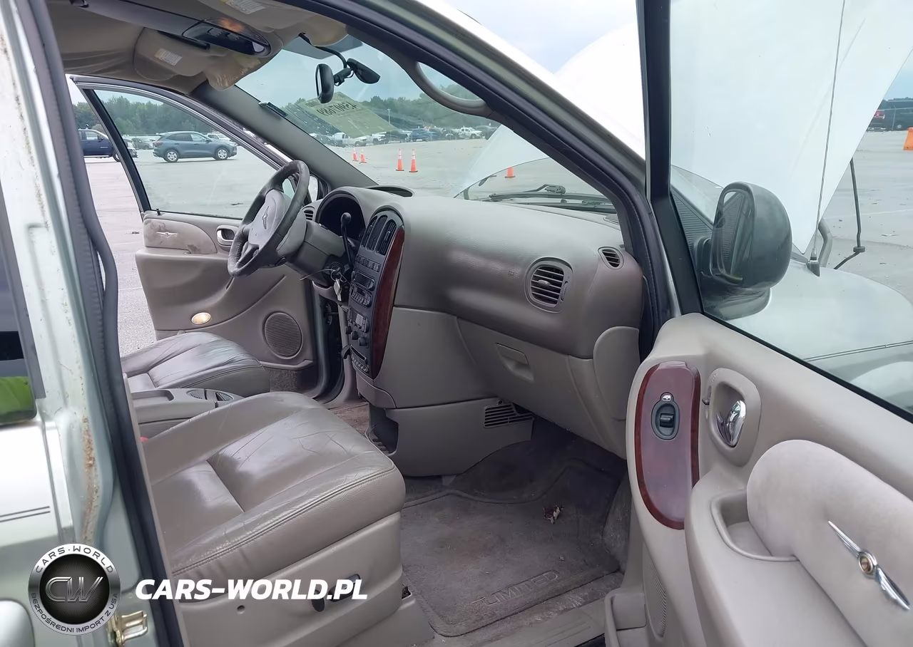 2003 Chrysler Town & Country Limited VIN:2C8GP64L53R215545 - 5