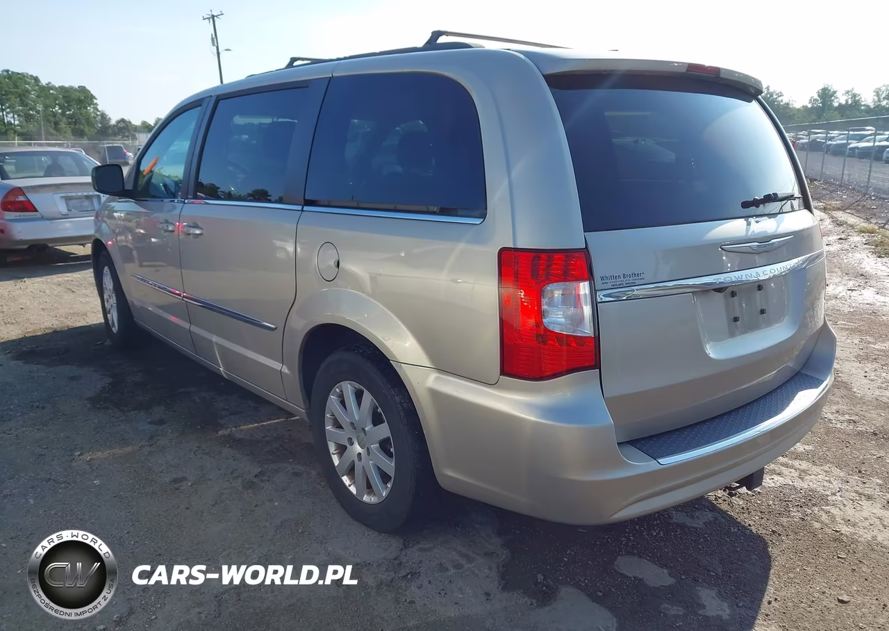 2013 Chrysler Town & Country Touring VIN:2C4RC1BG1DR677620 - 3