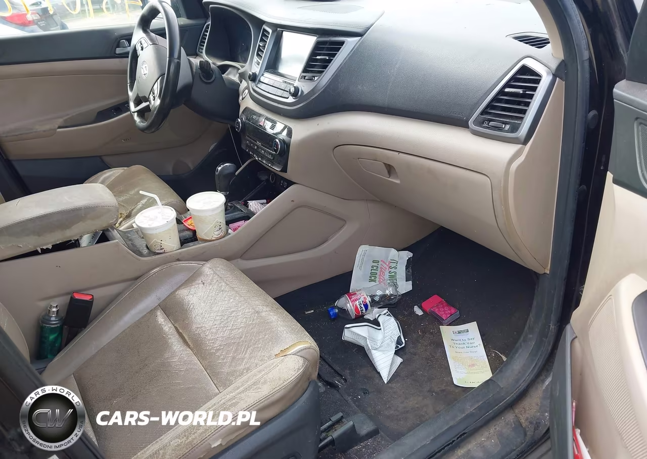 2017 Hyundai Tucson Se Plus VIN:KM8J33A48HU540078 - 5