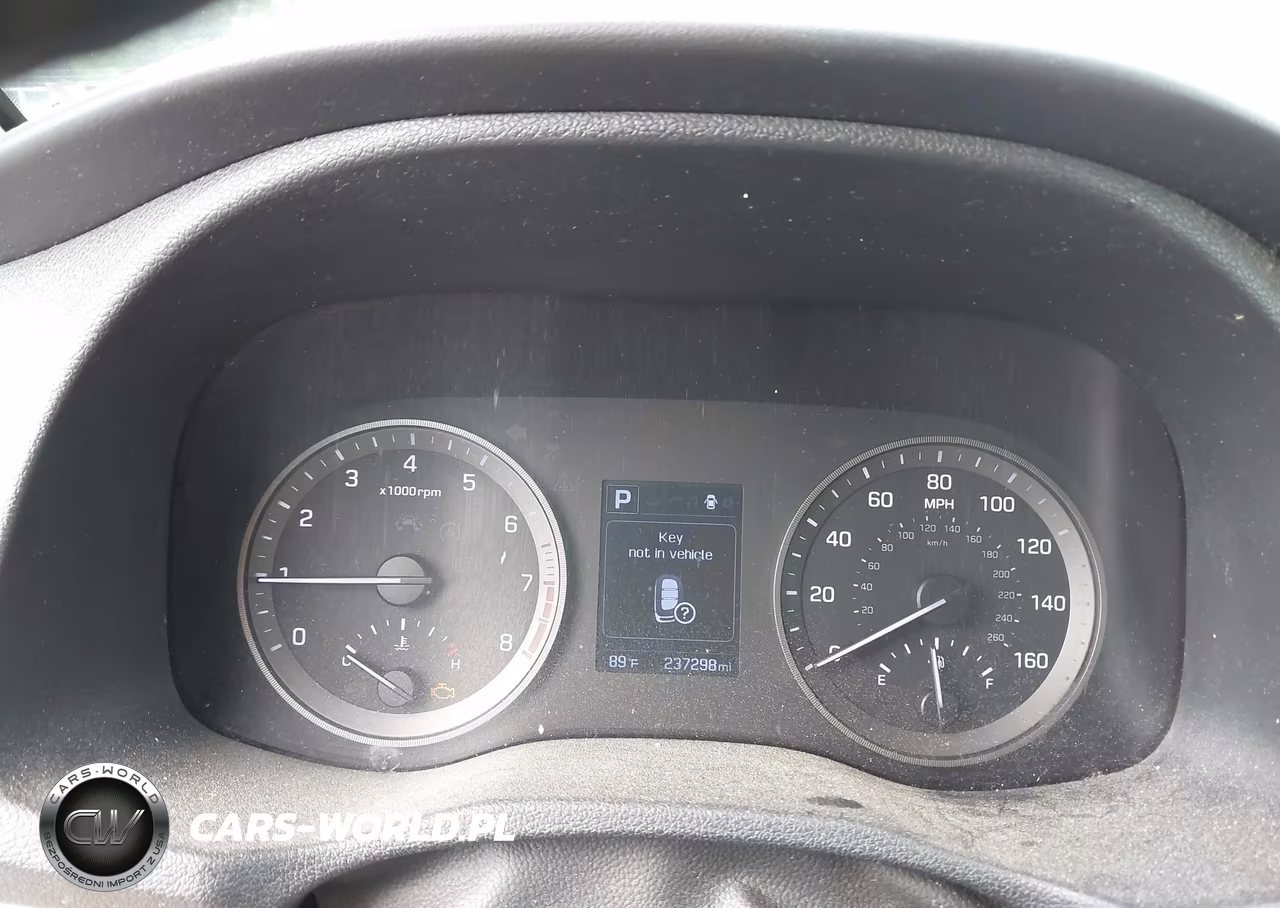 2017 Hyundai Tucson Se Plus VIN:KM8J33A48HU540078 - 7