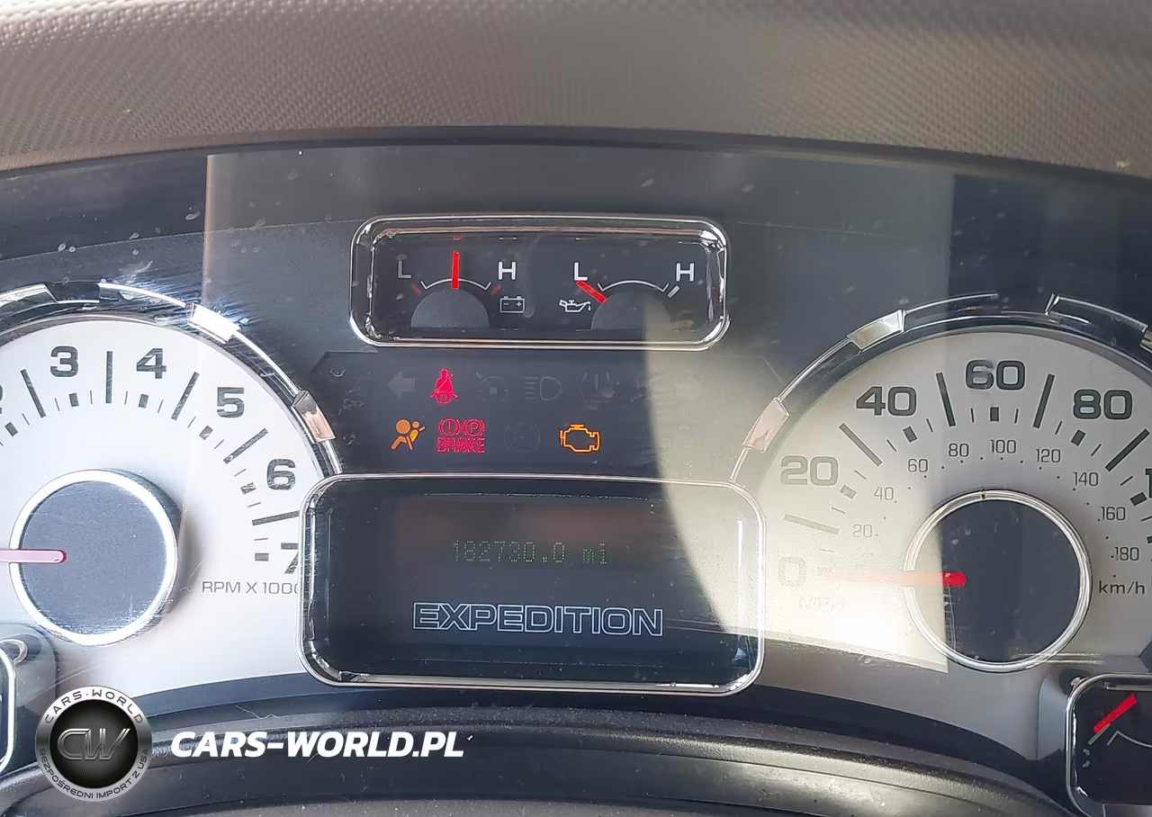 2010 Ford Expedition Xlt VIN:1FMJU1F58AEB51945 - 7