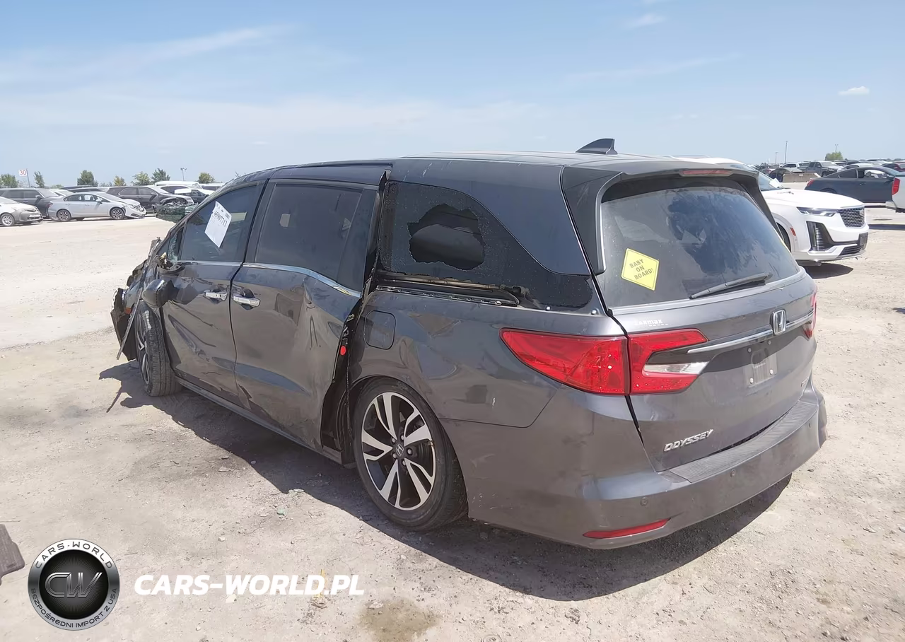2024 Honda Odyssey Touring VIN:5FNRL6H80RB041139 - 3