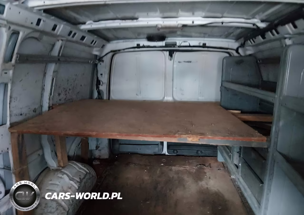 2014 Chevrolet Express 2500 Work Van VIN:1GCWGFCA2E1208363 - 8