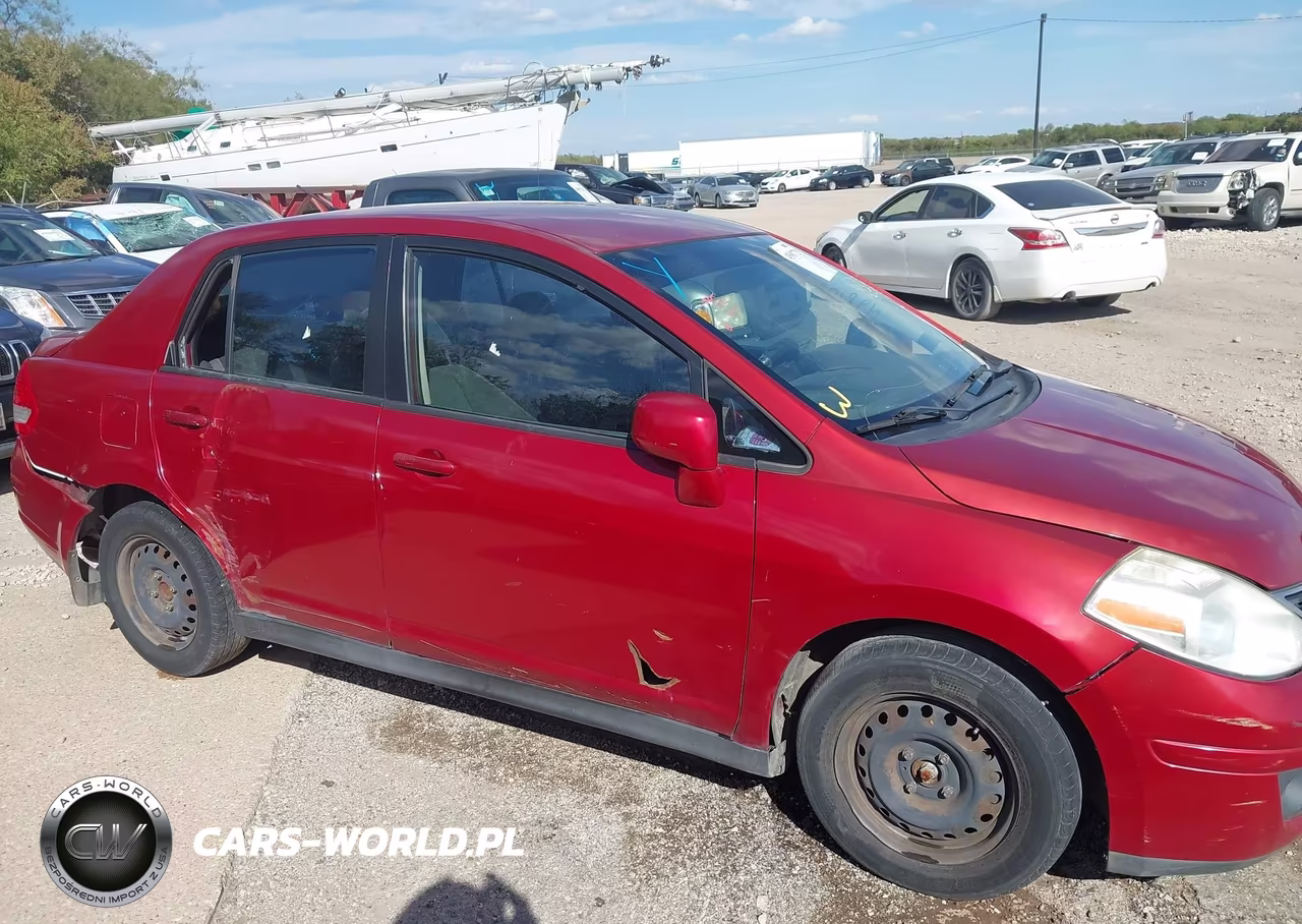 2010 Nissan Versa 1.8S VIN:3N1BC1AP3AL428928 - 15