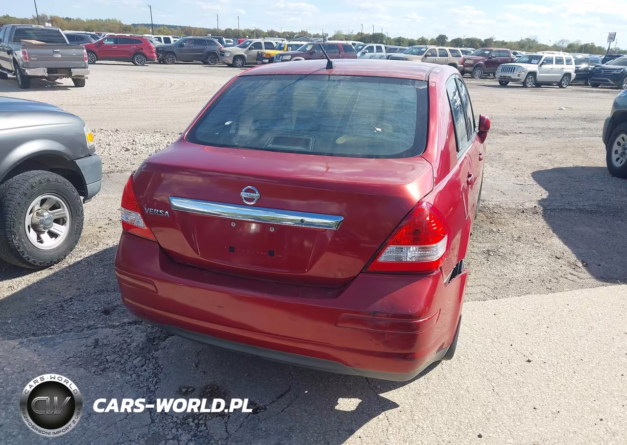 2010 Nissan Versa 1.8S VIN:3N1BC1AP3AL428928 - 18