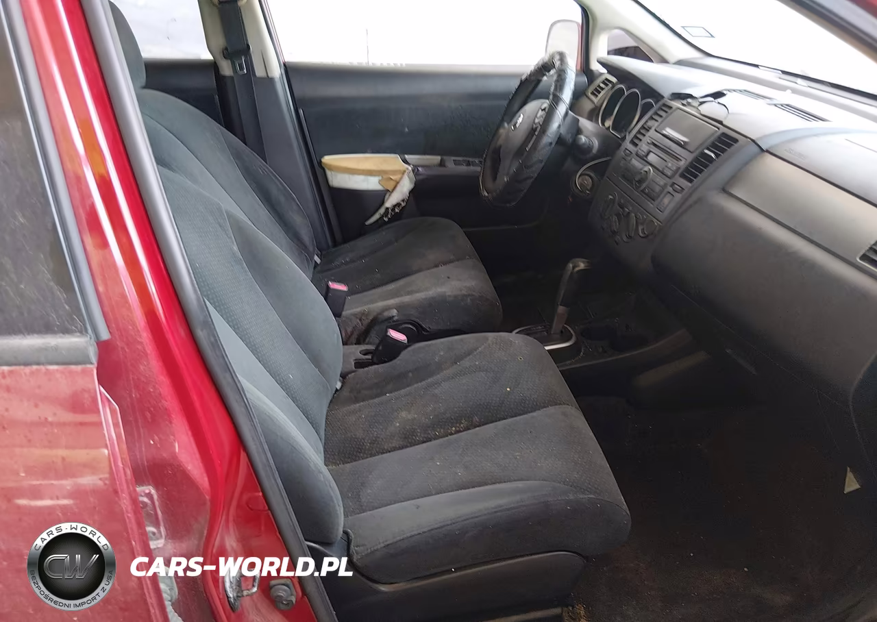 2010 Nissan Versa 1.8S VIN:3N1BC1AP3AL428928 - 5