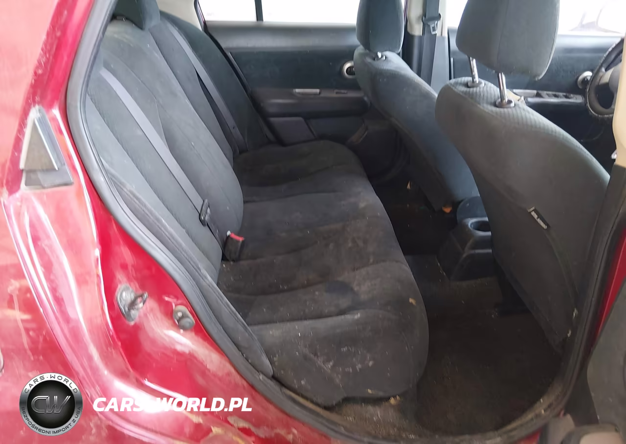 2010 Nissan Versa 1.8S VIN:3N1BC1AP3AL428928 - 8