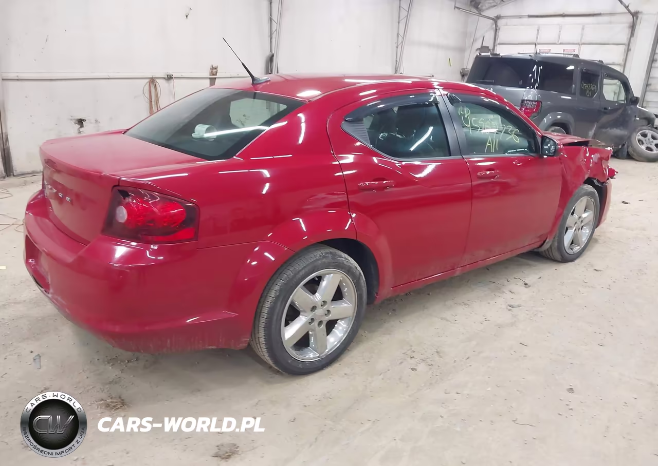 2011 Dodge Avenger Lux VIN:1B3BD2FG3BN514994 - 4