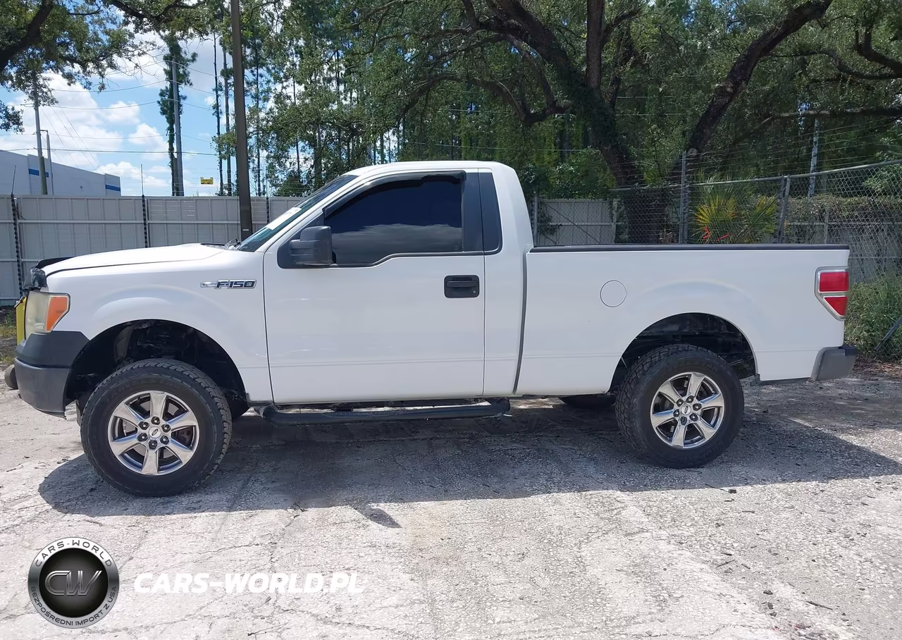 2014 Ford F150 VIN:1FTMF1CM2EFC86216 - 14