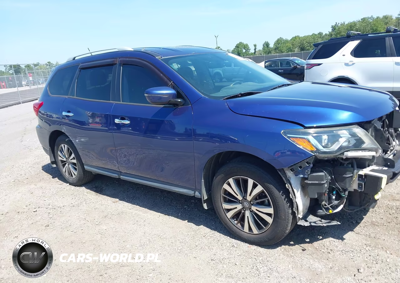 2018 Nissan Pathfinder Sv