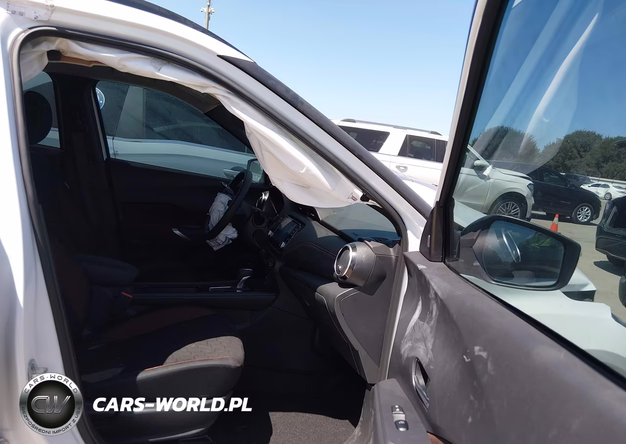 2024 Nissan Kicks Sr Xtronic Cvt VIN:3N1CP5DV1RL480239 - 5