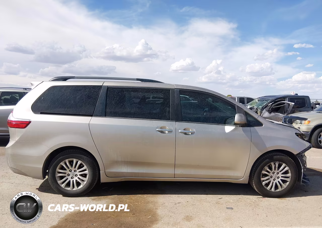 2015 Toyota Sienna Xle 8 Passenger VIN:5TDYK3DC8FS573107 - 13