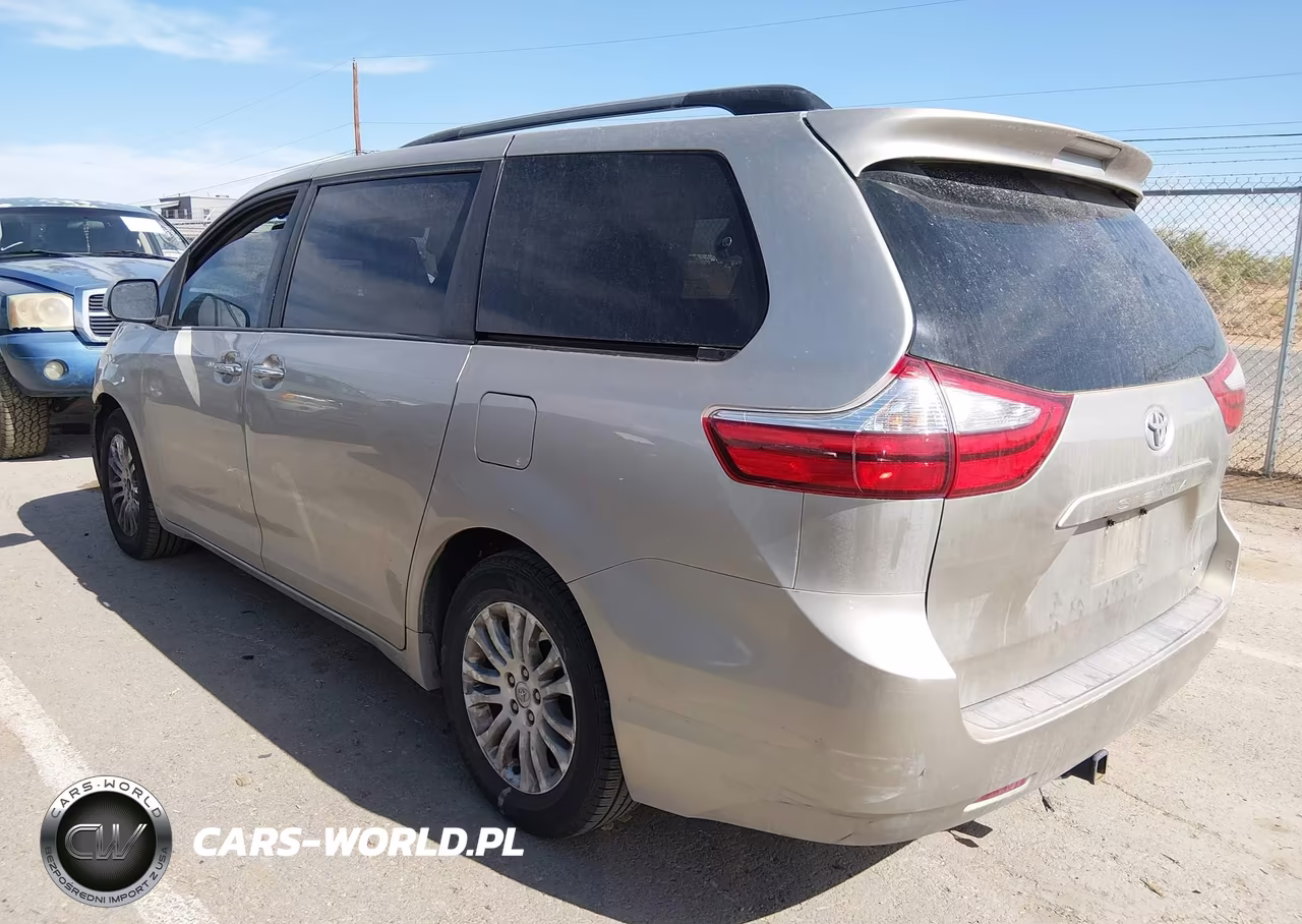 2015 Toyota Sienna Xle 8 Passenger VIN:5TDYK3DC8FS573107 - 3