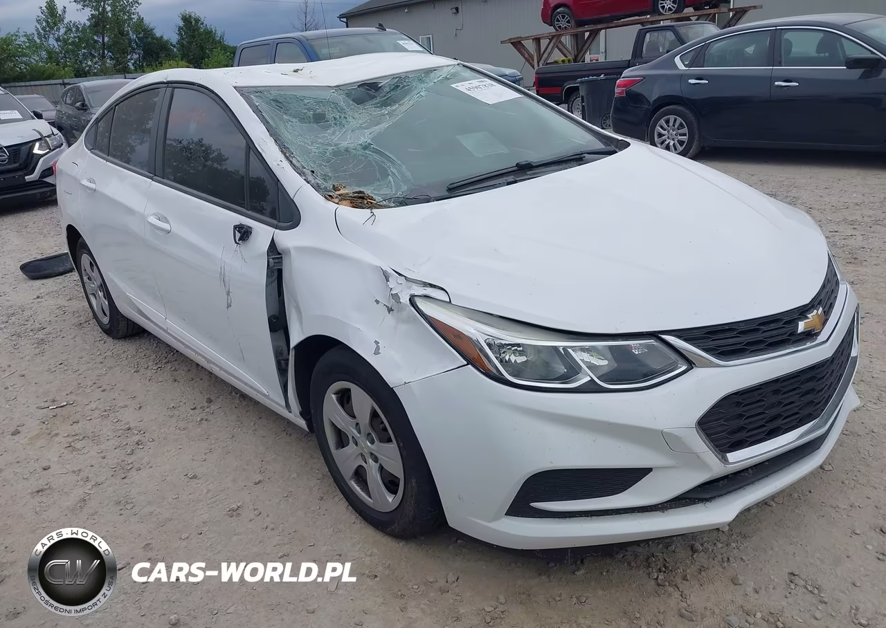 2018 Chevrolet Cruze Ls Auto – zdjęcie 1 z 17