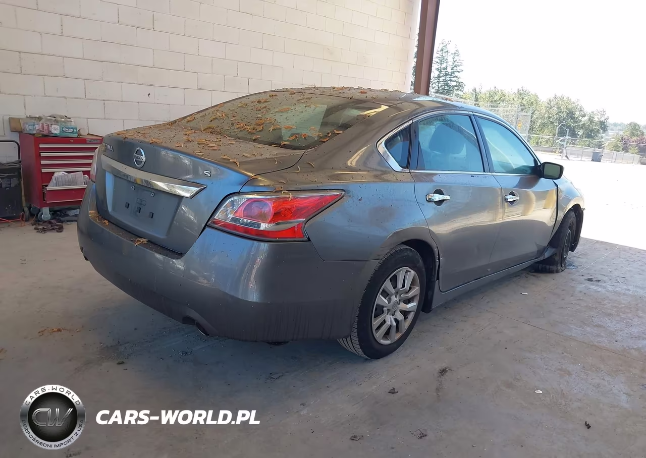 2015 Nissan Altima 2.5 S VIN:1N4AL3AP9FC434262 - 4