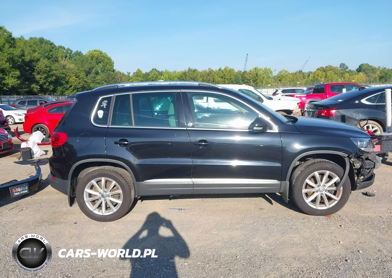 2017 Volkswagen Tiguan 2.0T Wolfsburg Edition VIN:WVGSV7AX1HW513485 - 13
