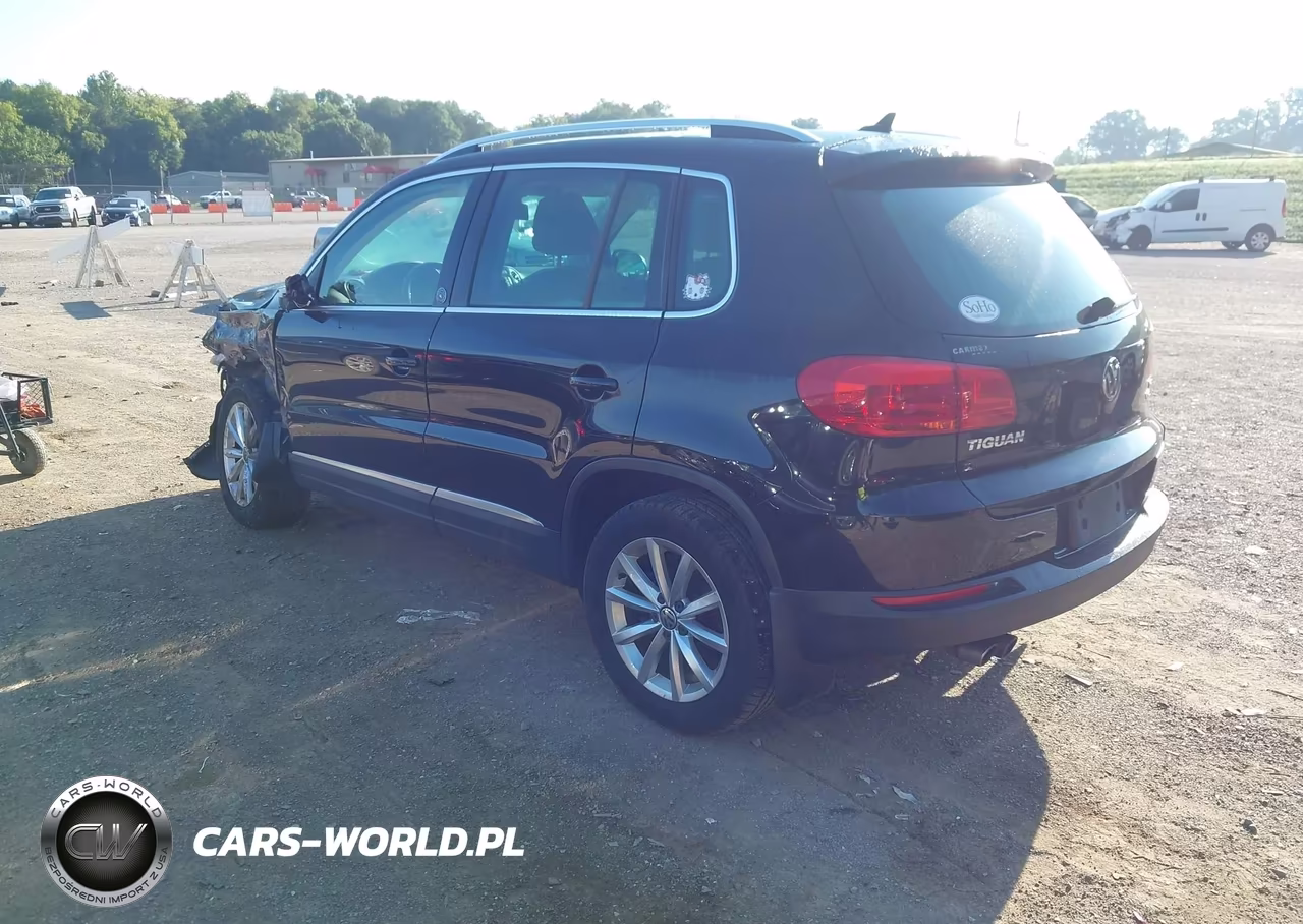 2017 Volkswagen Tiguan 2.0T Wolfsburg Edition VIN:WVGSV7AX1HW513485 - 3
