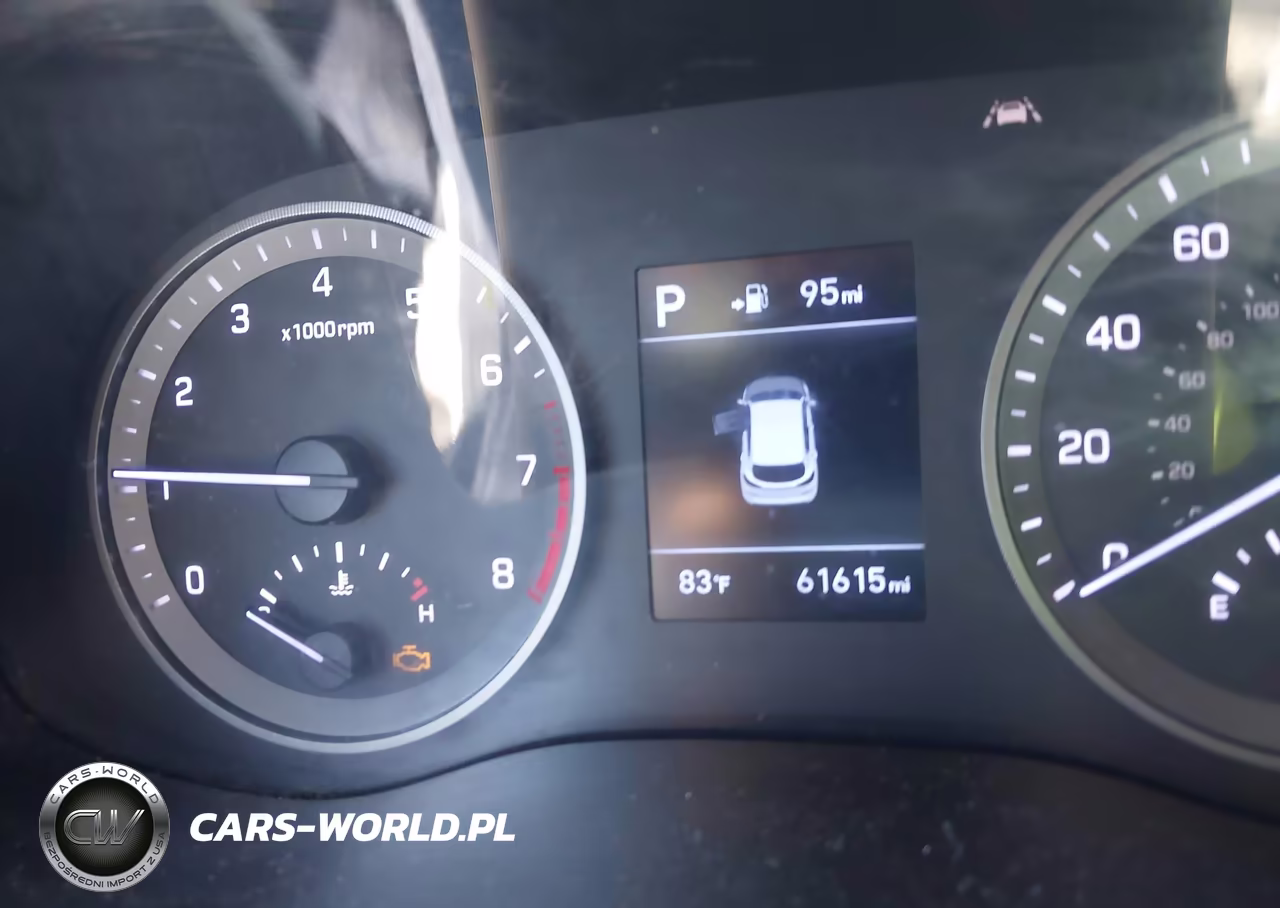 2019 Hyundai Tucson Se VIN:KM8J23A43KU983975 - 7