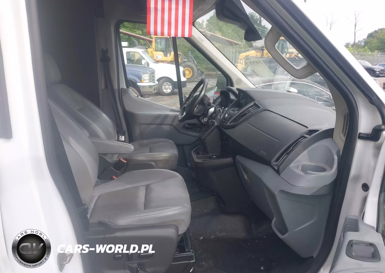2018 Ford Transit-350 VIN:1FTBF4XV0JKA91874 - 5