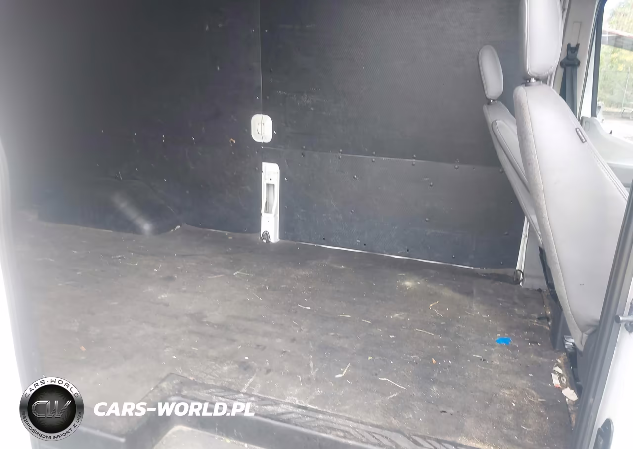 2018 Ford Transit-350 VIN:1FTBF4XV0JKA91874 - 8