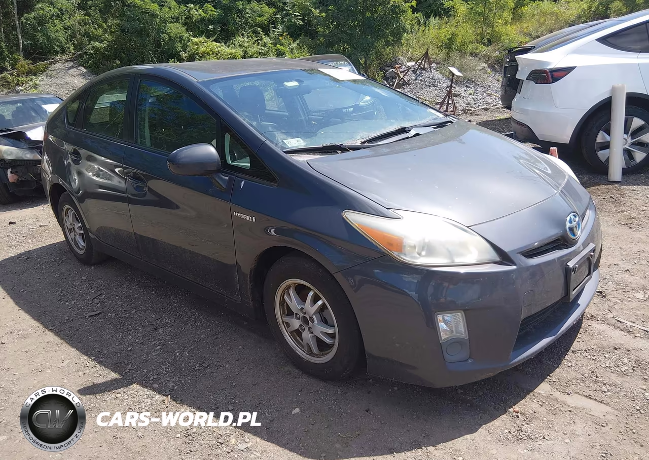2011 Toyota Prius Three – zdjęcie 1 z 17