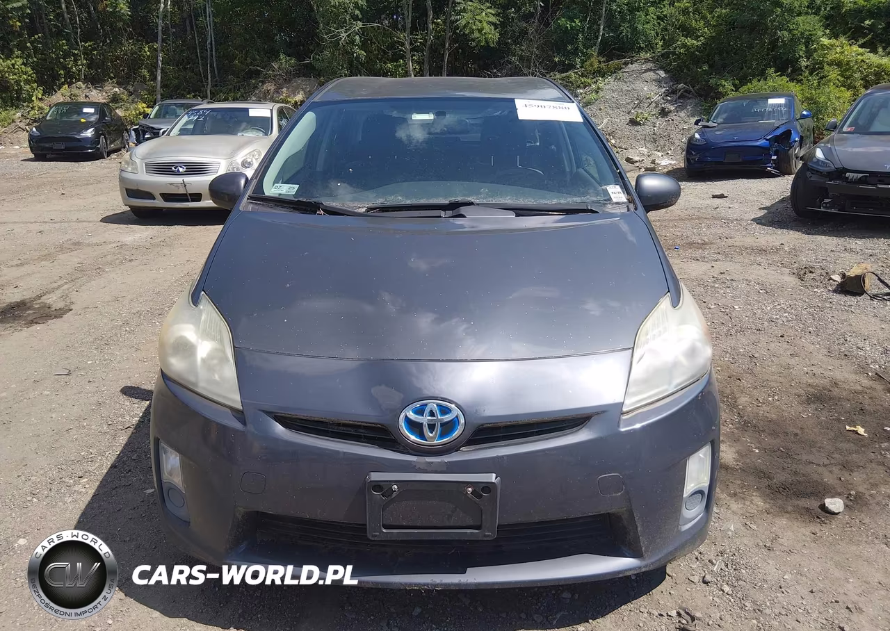 2011 Toyota Prius Three VIN:JTDKN3DU2B0299860 - 13