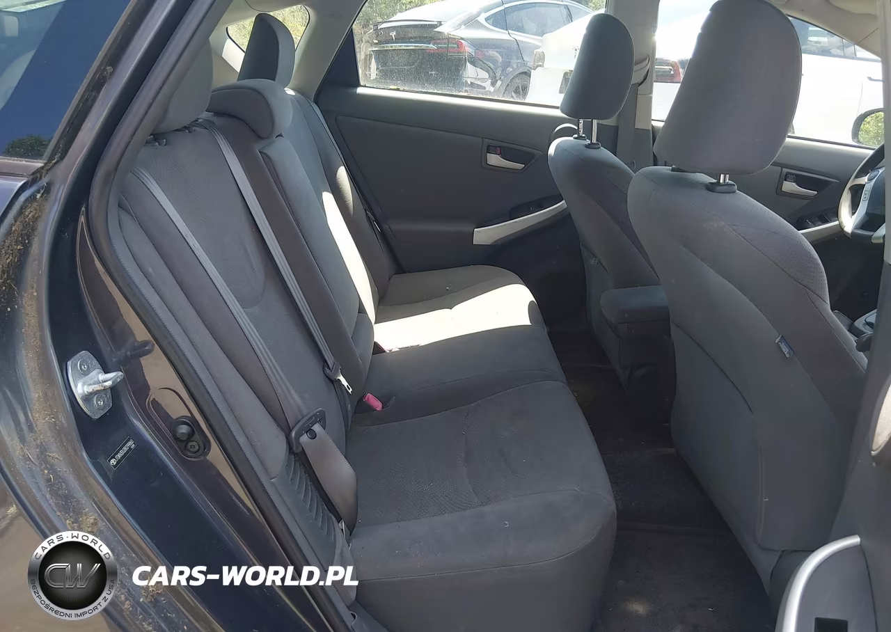 2011 Toyota Prius Three VIN:JTDKN3DU2B0299860 - 8