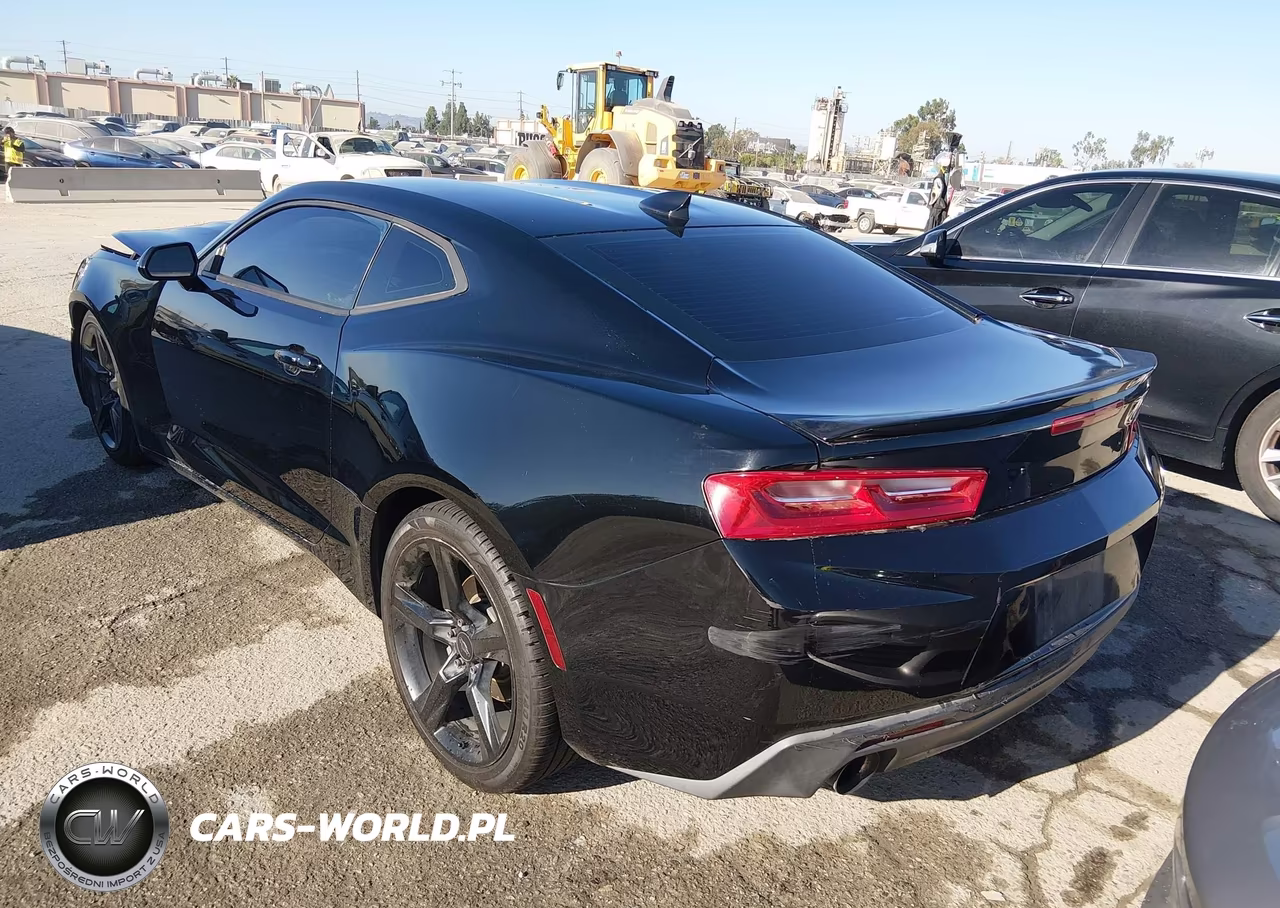 2017 Chevrolet Camaro 1Lt VIN:1G1FB1RS3H0148923 - 3