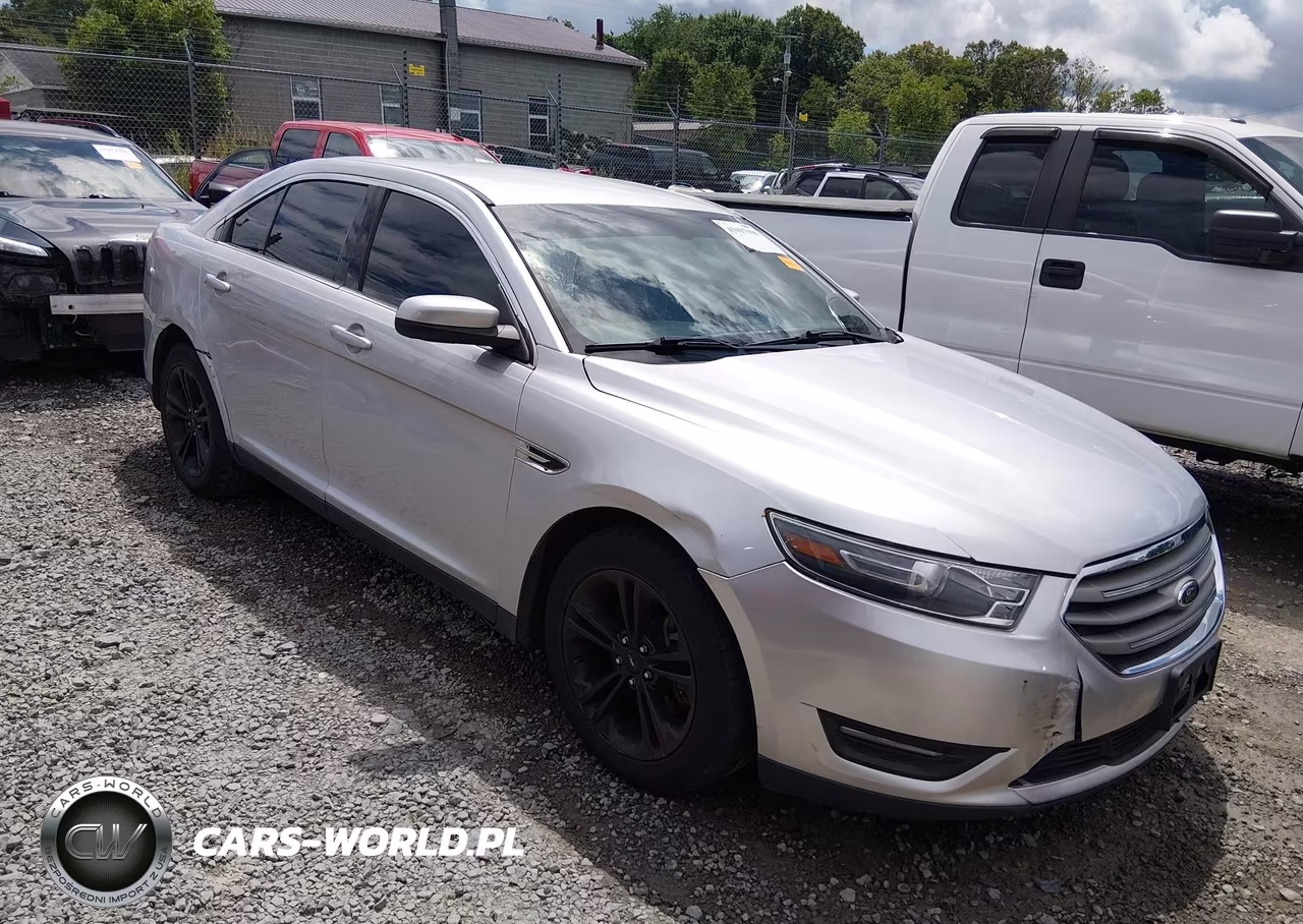 2015 Ford Taurus Sel
