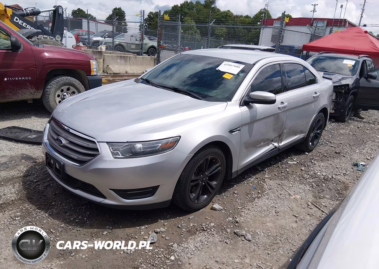2015 Ford Taurus Sel VIN:1FAHP2E82FG142736 - 2