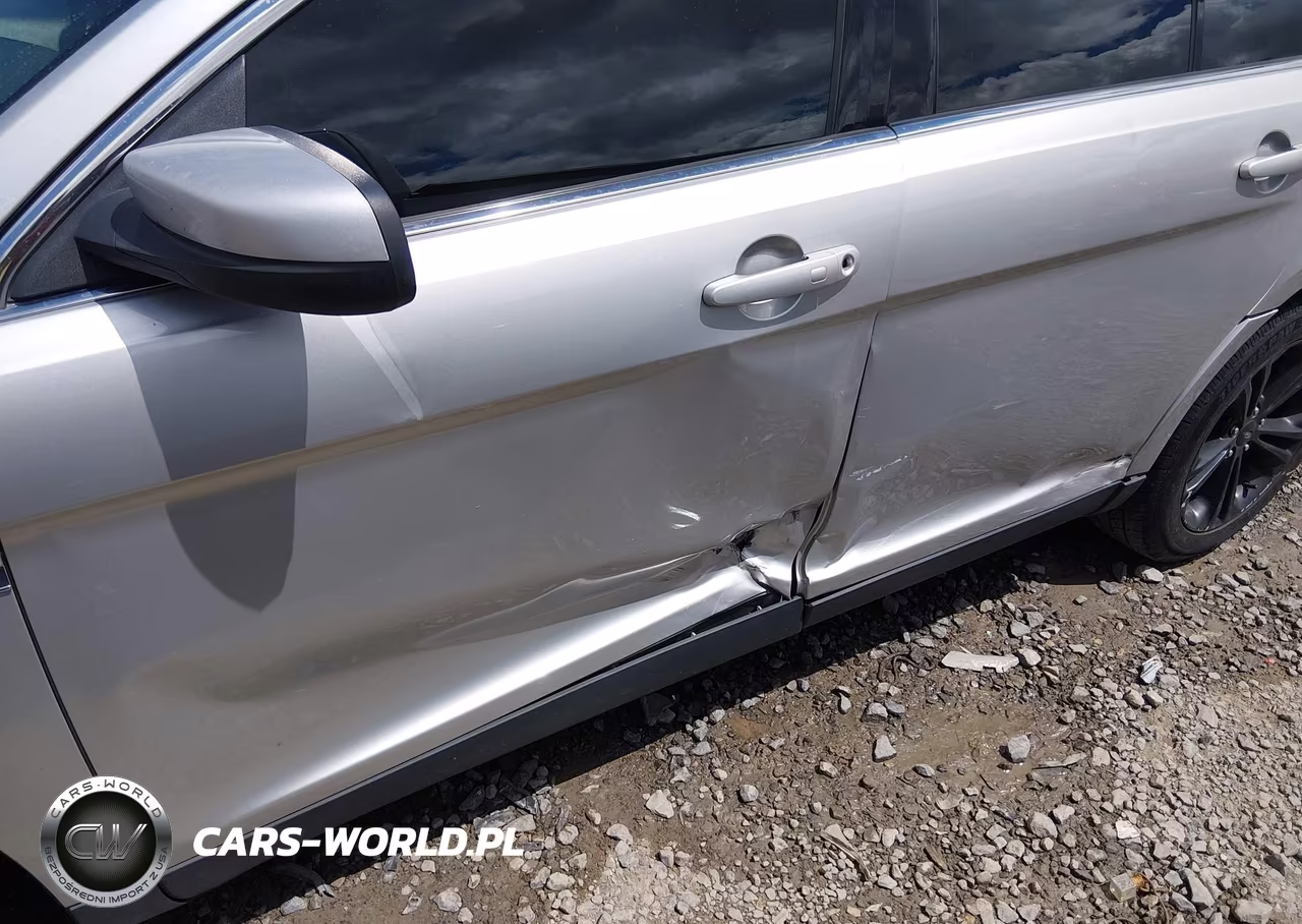 2015 Ford Taurus Sel VIN:1FAHP2E82FG142736 - 6