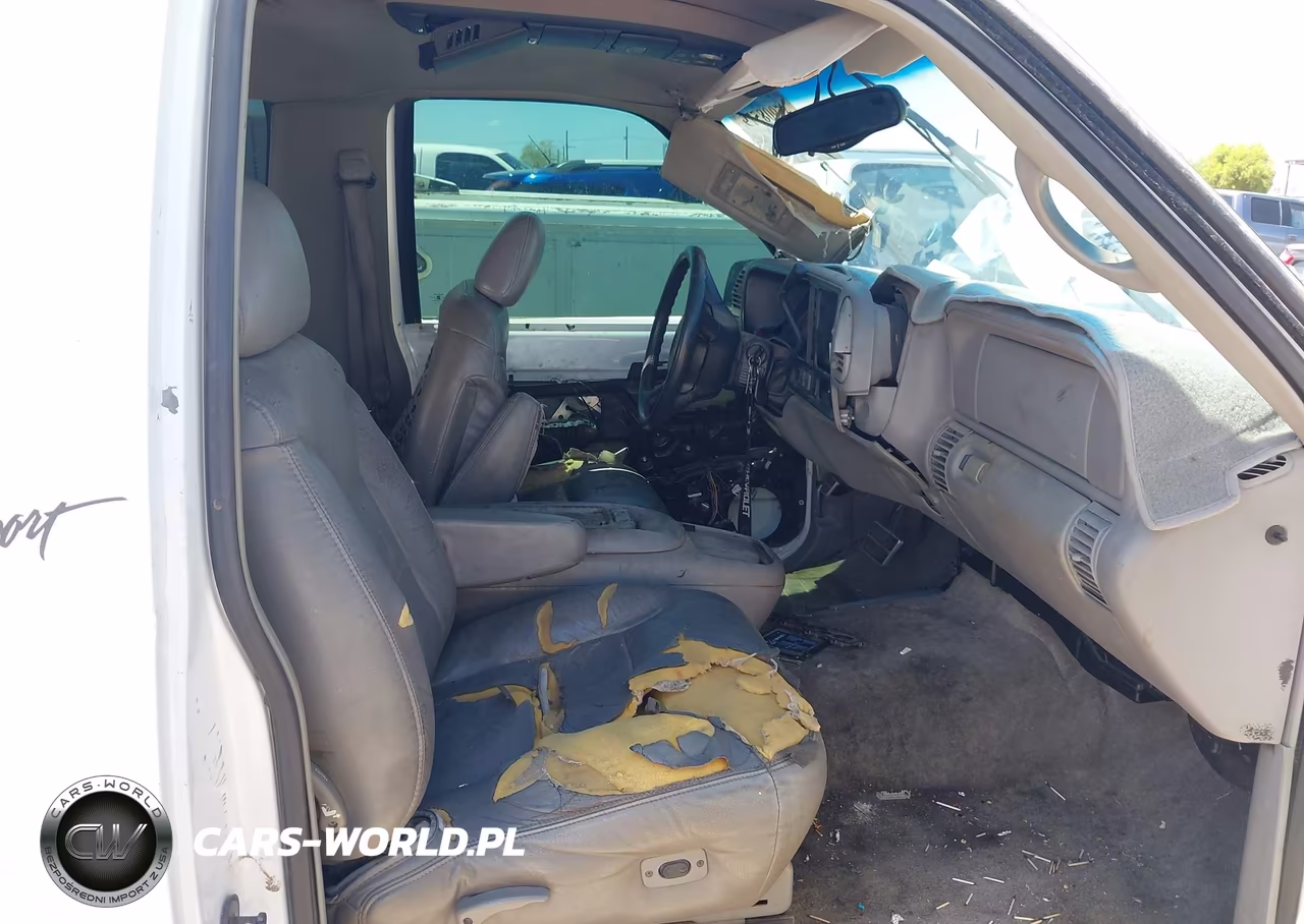 1998 Chevrolet Tahoe VIN:3GNEK18R8WG104644 - 5