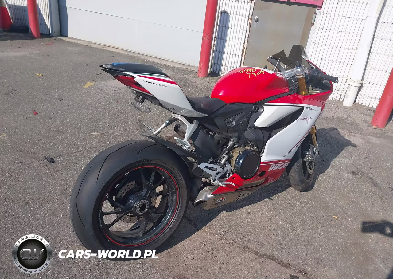 2012 Ducati Superbike 1199 Panigale-S VIN:ZDM14BPW1CB001587 - 4