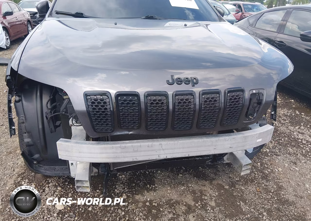 2019 Jeep Cherokee Altitude 4X4 VIN:1C4PJMLBXKD452551 - 6