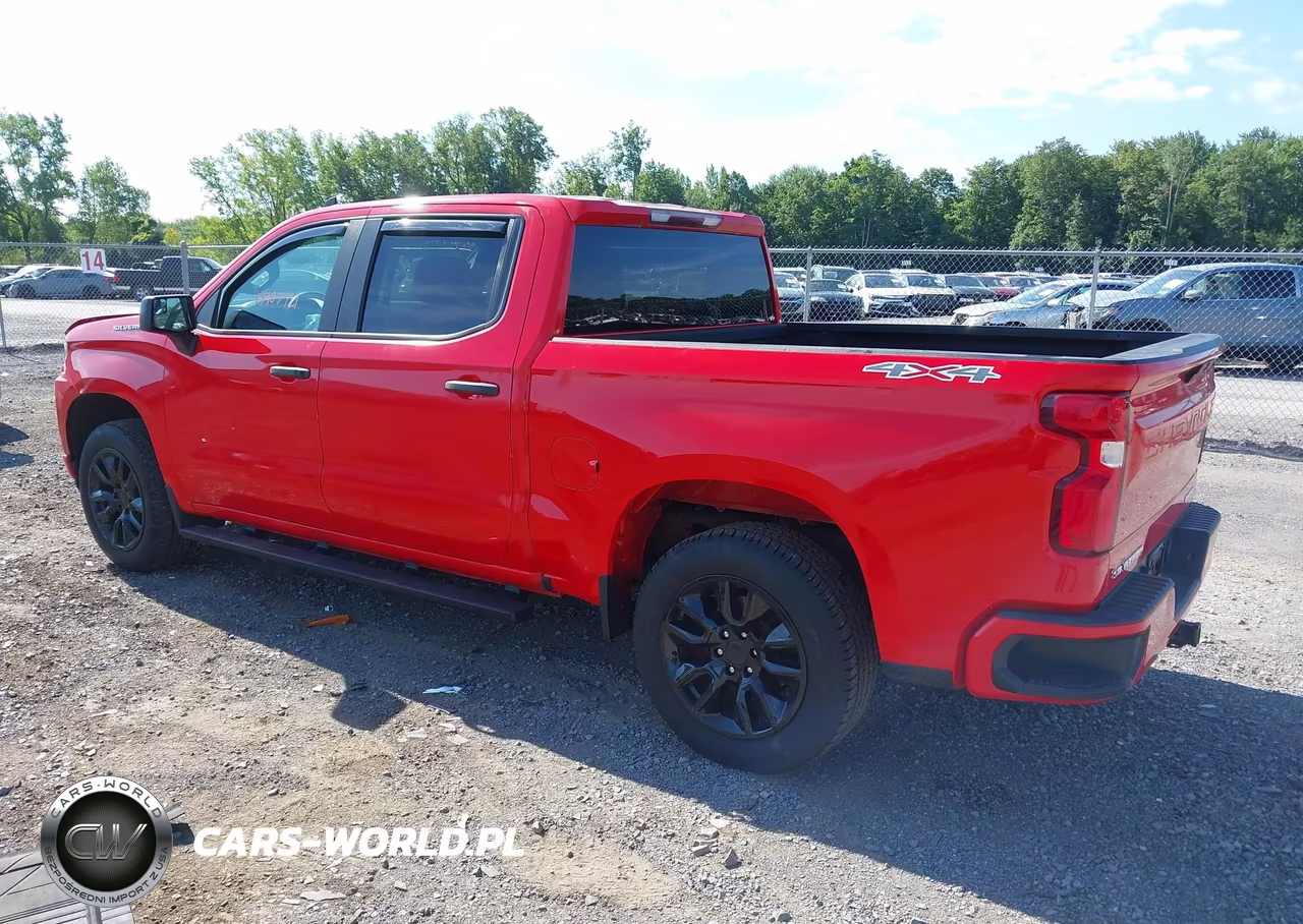 2020 Chevrolet Silverado 1500 4Wd Short Bed Custom VIN:3GCPYBEK9LG250527 - 3
