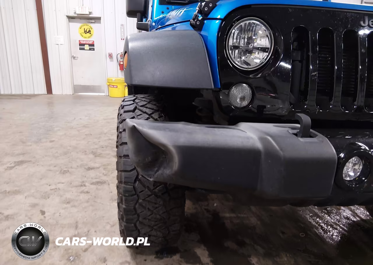 2016 Jeep Wrangler Unlimited Willys Wheeler VIN:1C4BJWDG8GL278105 - 6
