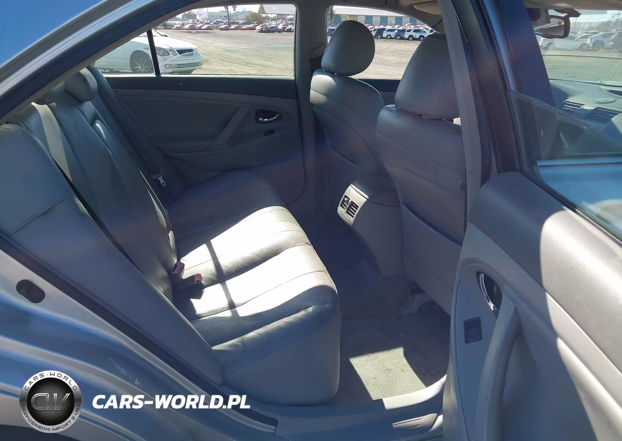 2007 Toyota Camry Hybrid VIN:JTNBB46K173027487 - 8