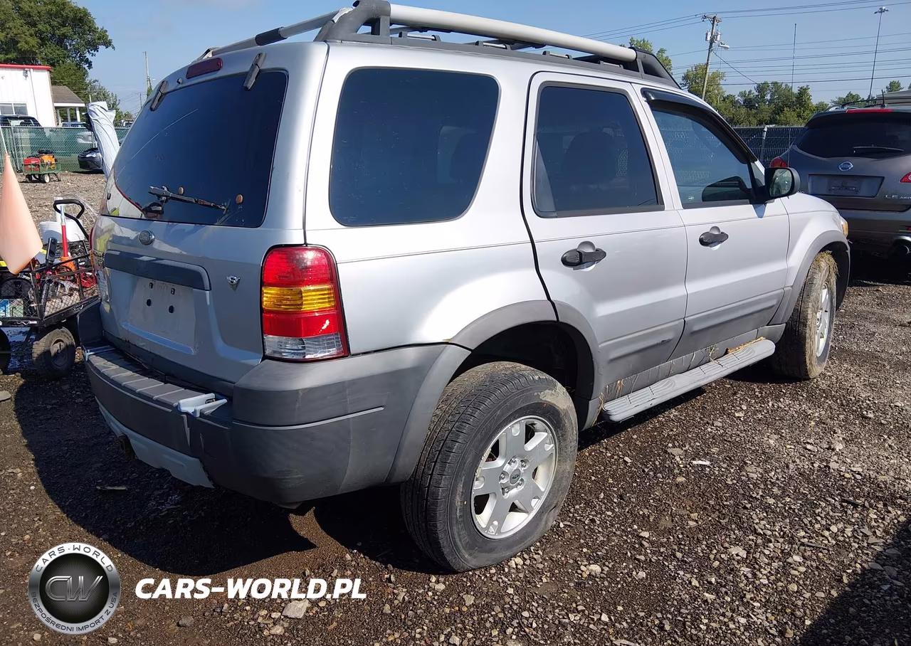 2005 Ford Escape Xlt VIN:1FMYU931X5KD63364 - 4