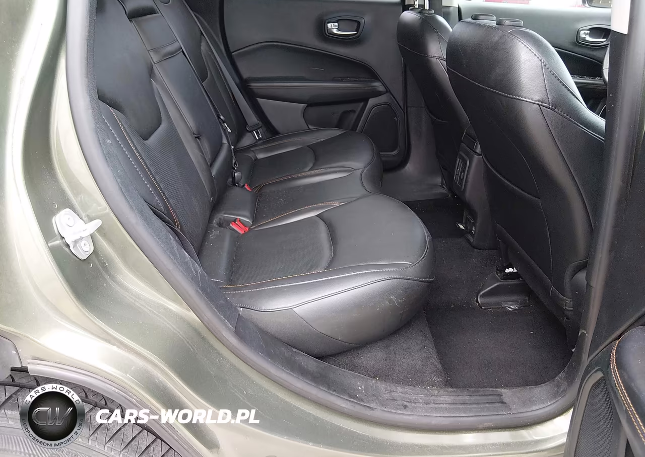 2019 Jeep Compass Limited 4X4 VIN:3C4NJDCB3KT598842 - 8