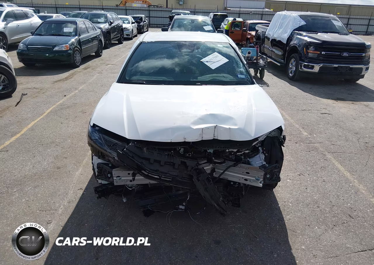2025 Toyota Camry Se VIN:4T1DAACK4SU120697 - 6
