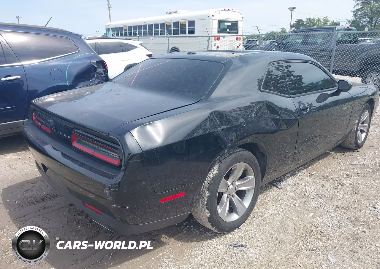 2016 Dodge Challenger Sxt VIN:2C3CDZAG0GH183976 - 4
