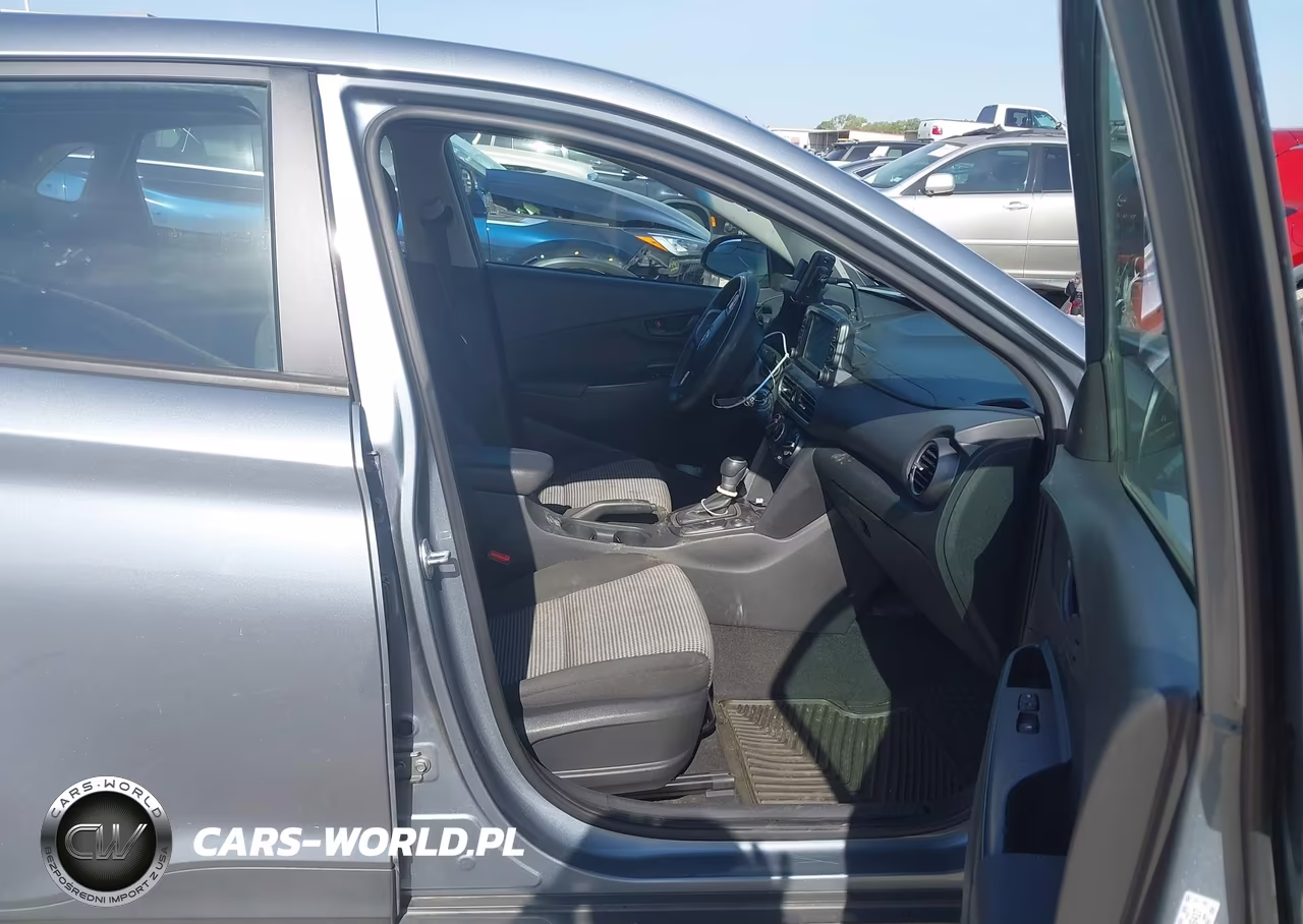 2021 Hyundai Kona Se VIN:KM8K1CAA0MU645417 - 5