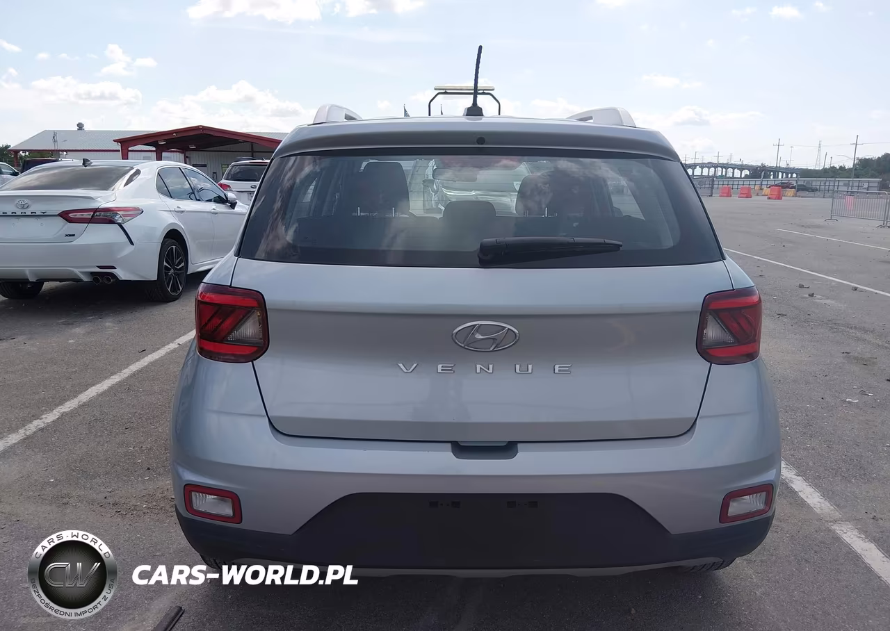2023 Hyundai Venue Sel VIN:KMHRC8A35PU223574 - 17