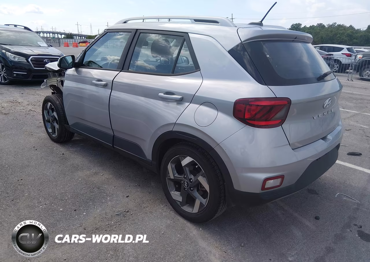 2023 Hyundai Venue Sel VIN:KMHRC8A35PU223574 - 3