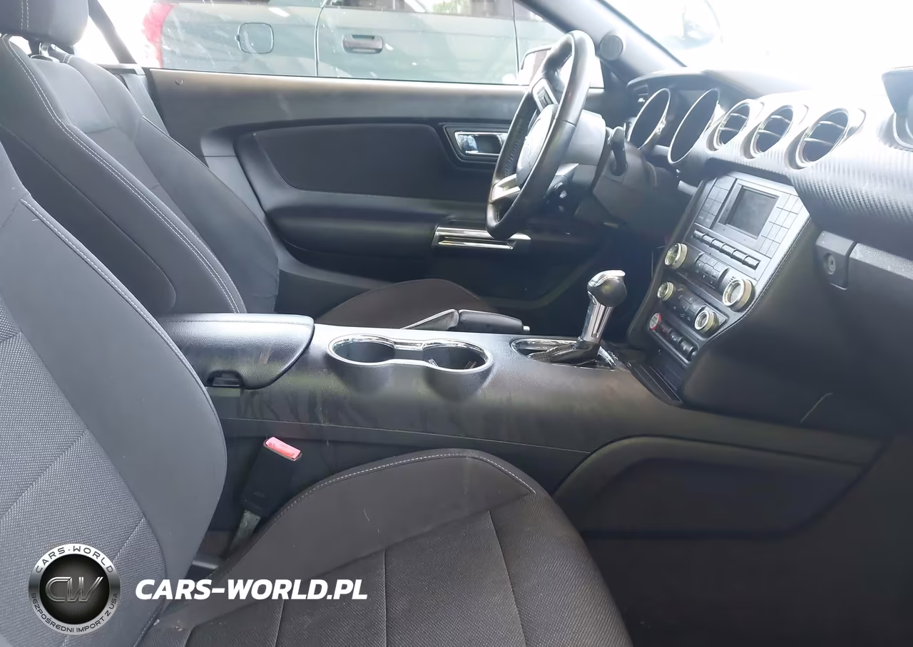 2016 Ford Mustang V6 VIN:1FATP8EM7G5236215 - 5