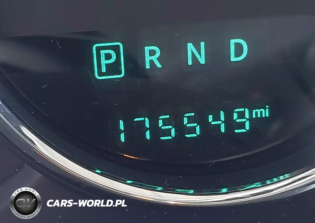 2015 Jeep Wrangler Unlimited Sahara VIN:1C4BJWEG7FL700409 - 15