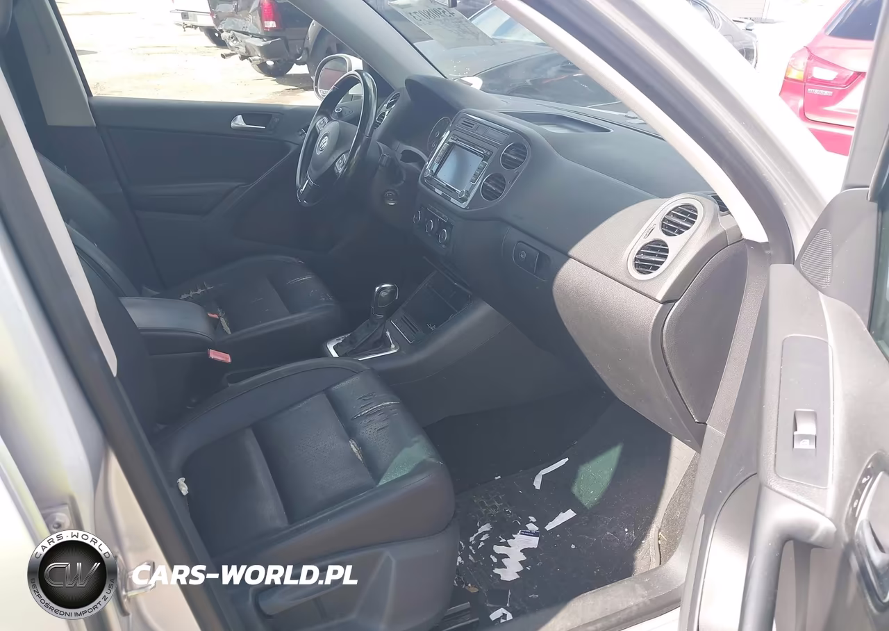 2012 Volkswagen Tiguan Se VIN:WVGAV7AX3CW520376 - 5